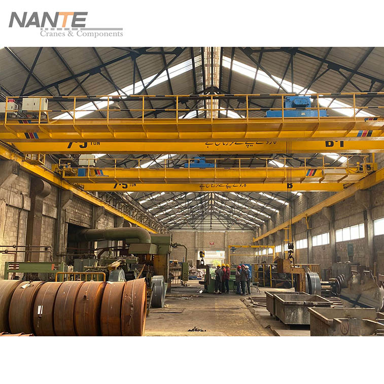 The span of double girder overhead cranes are affected by many factors.