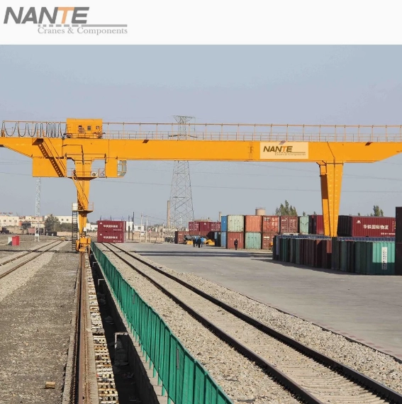 ISOCE Certificated 10-100t Portable Mobile Double Girder Gantry Crane