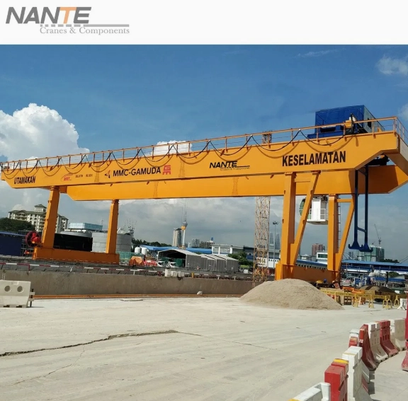 Mg Model Double Girder Container Lifting Gantry Crane with Winch System