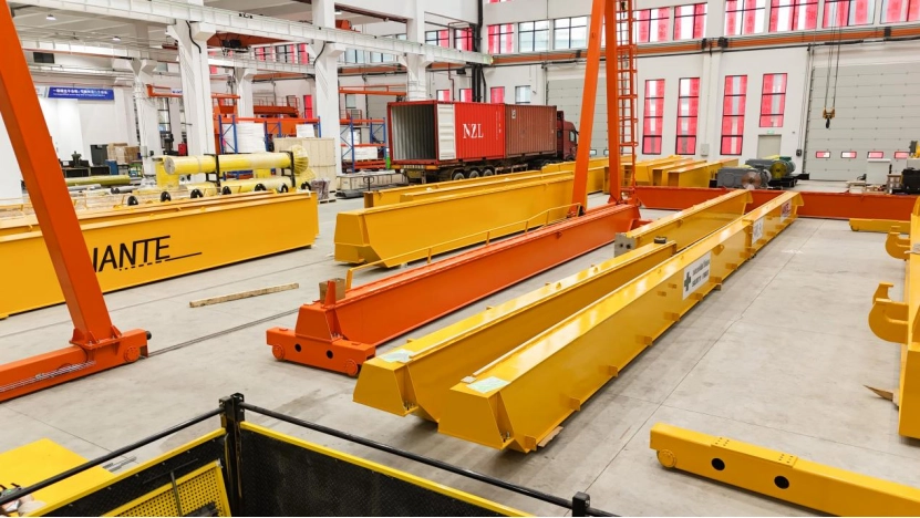 Nante Crane Heated & Mobile Booths for Crane Painting