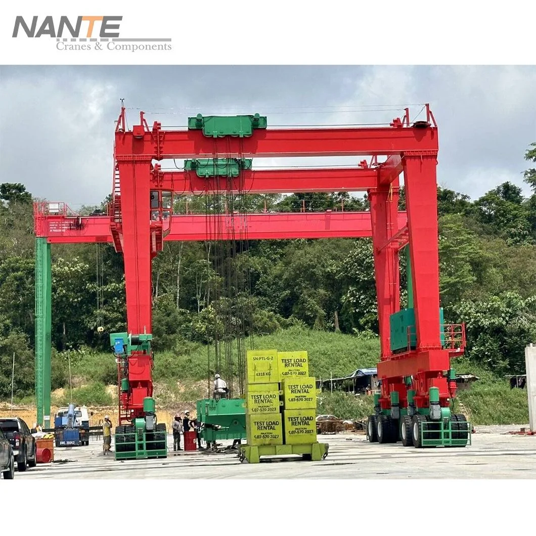 Mobile tire gantry crane