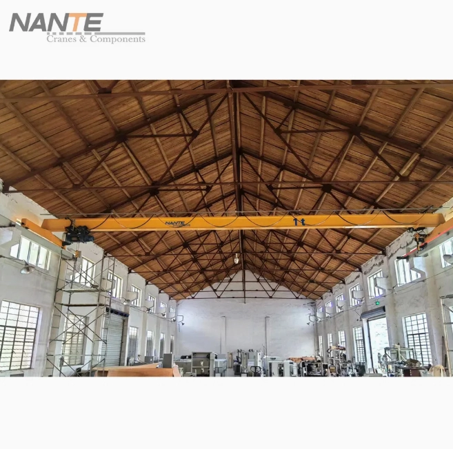 single-girder-overhead-crane-industrial-workshop