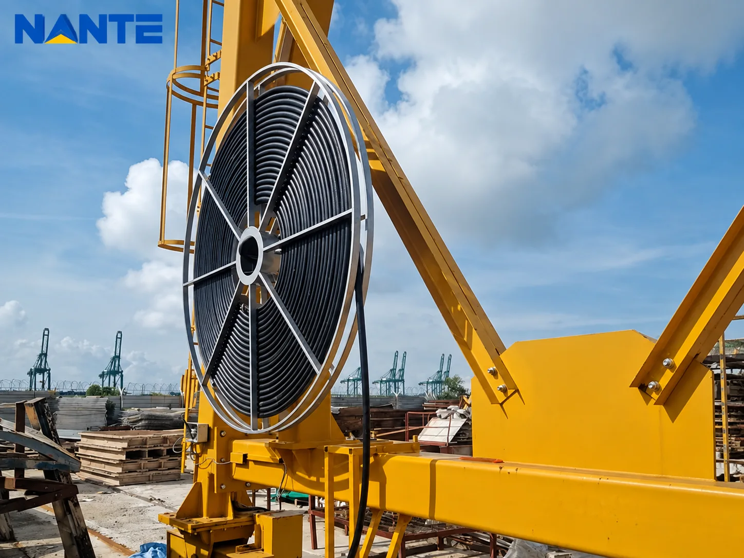 Motorized cable reel installed on crane for cable reel maintenance