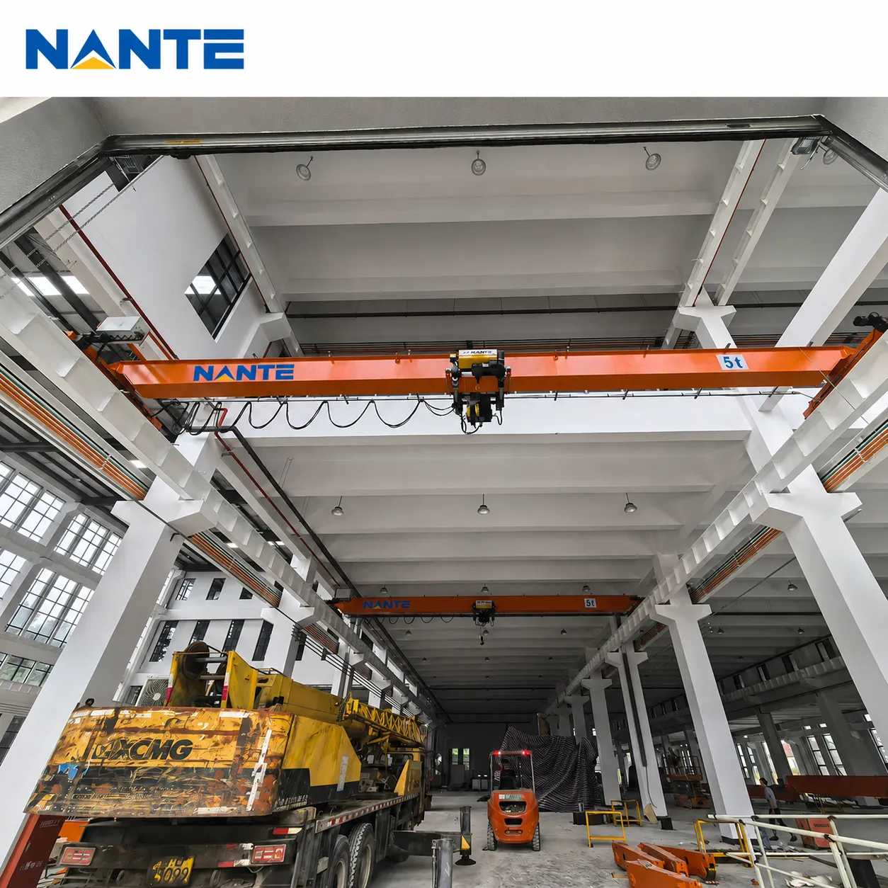 Nante 5 Ton Single Girder Overhead Crane in Workshop