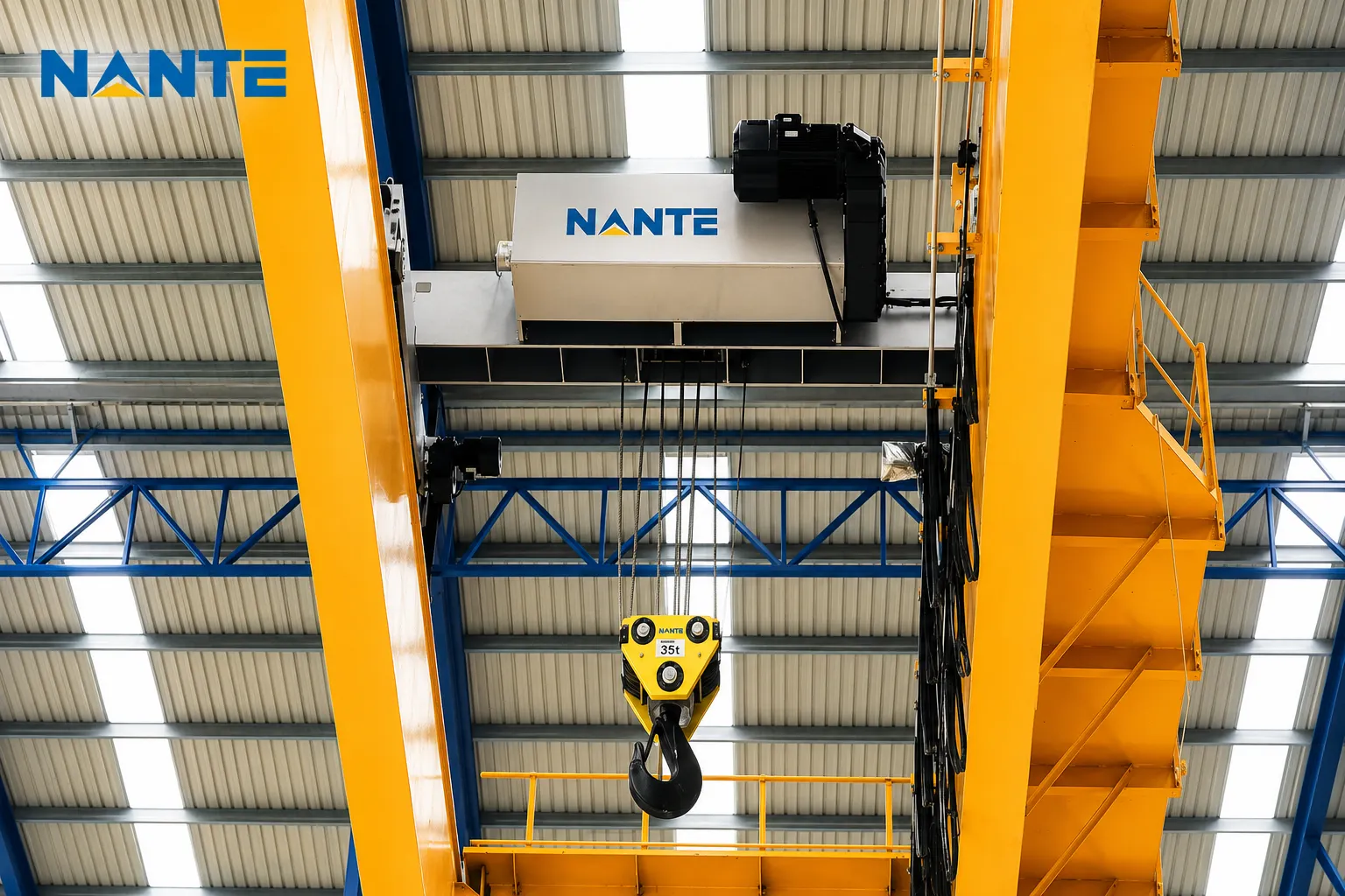 NANTE overhead crane hoisting mechanism with motor, wire rope and hook block